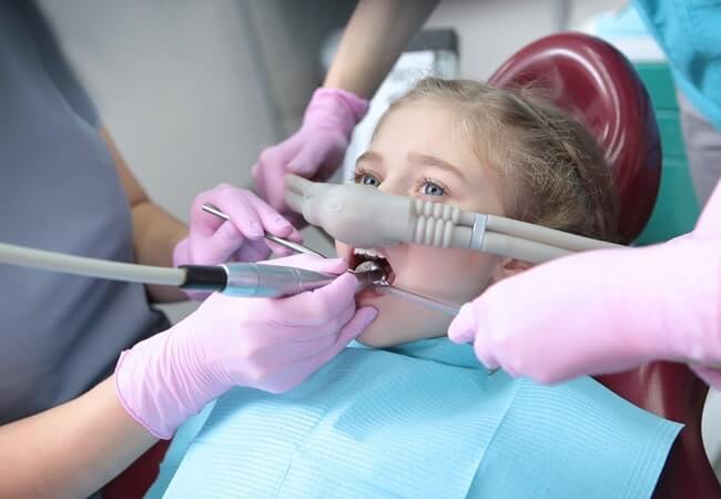 Is Laughing Gas Safe for Kids? Insights from the Best Pediatric Dentist in Pune – Dr. Abhishek Soni